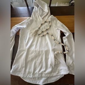 Women’s Small White Hoodie by Athleta